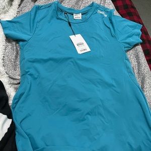 BNWT gymshark training tee